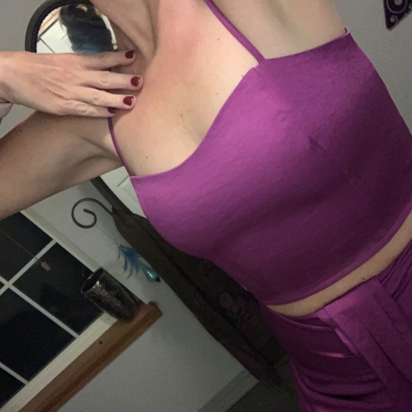 Purple Express Satin Crop top - Picture 2 of 4